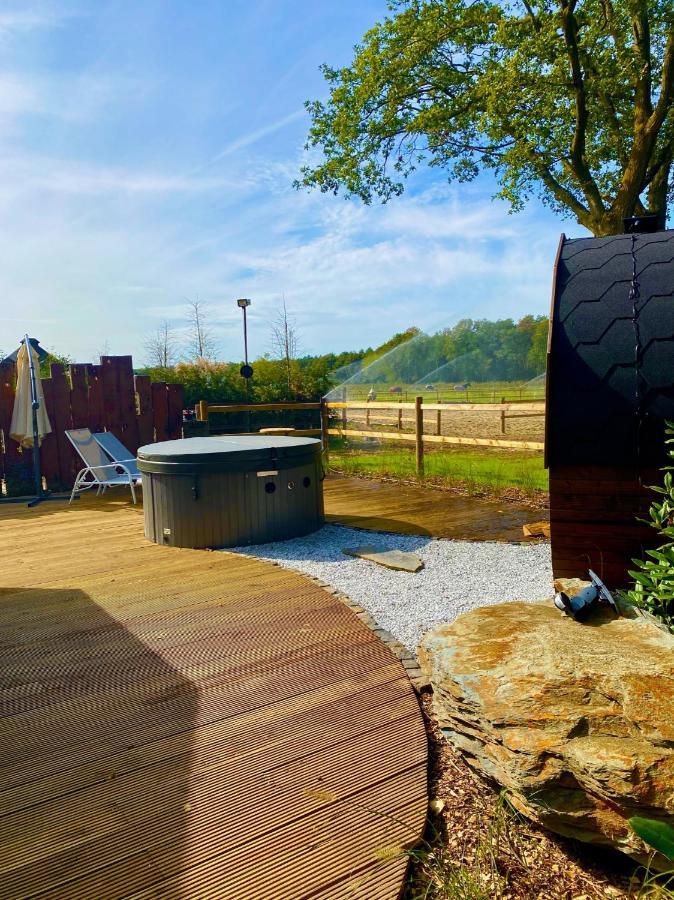 Luxe Finse Kota Met Jacuzzi En Saunabarrel De Zandhoef 일서 외부 사진